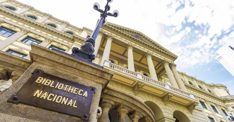 Biblioteca Nacional se destaca entre os espaços literários no RJ