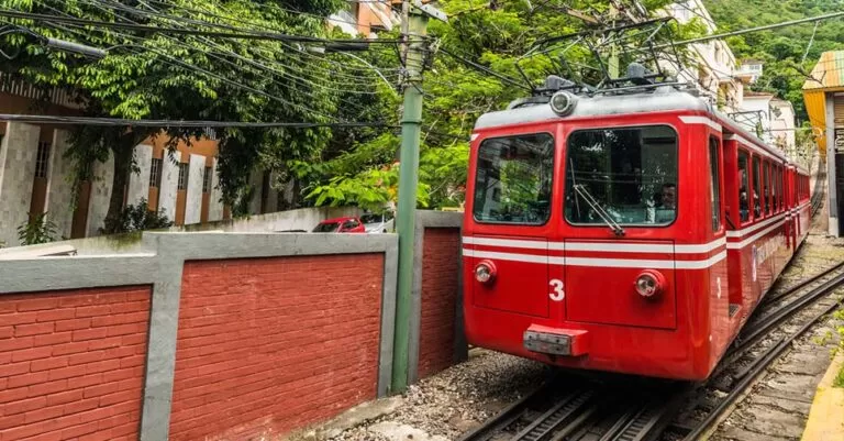 O Trem do Corcovado tem quase dois séculos de funcionamento